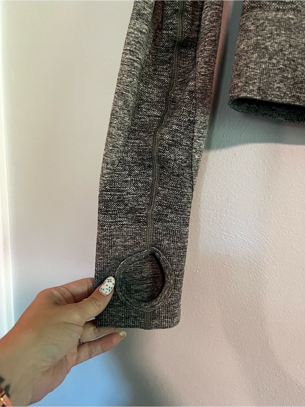 Gymshark Black & White Marled Seamless Crew - Picture 6 of 7